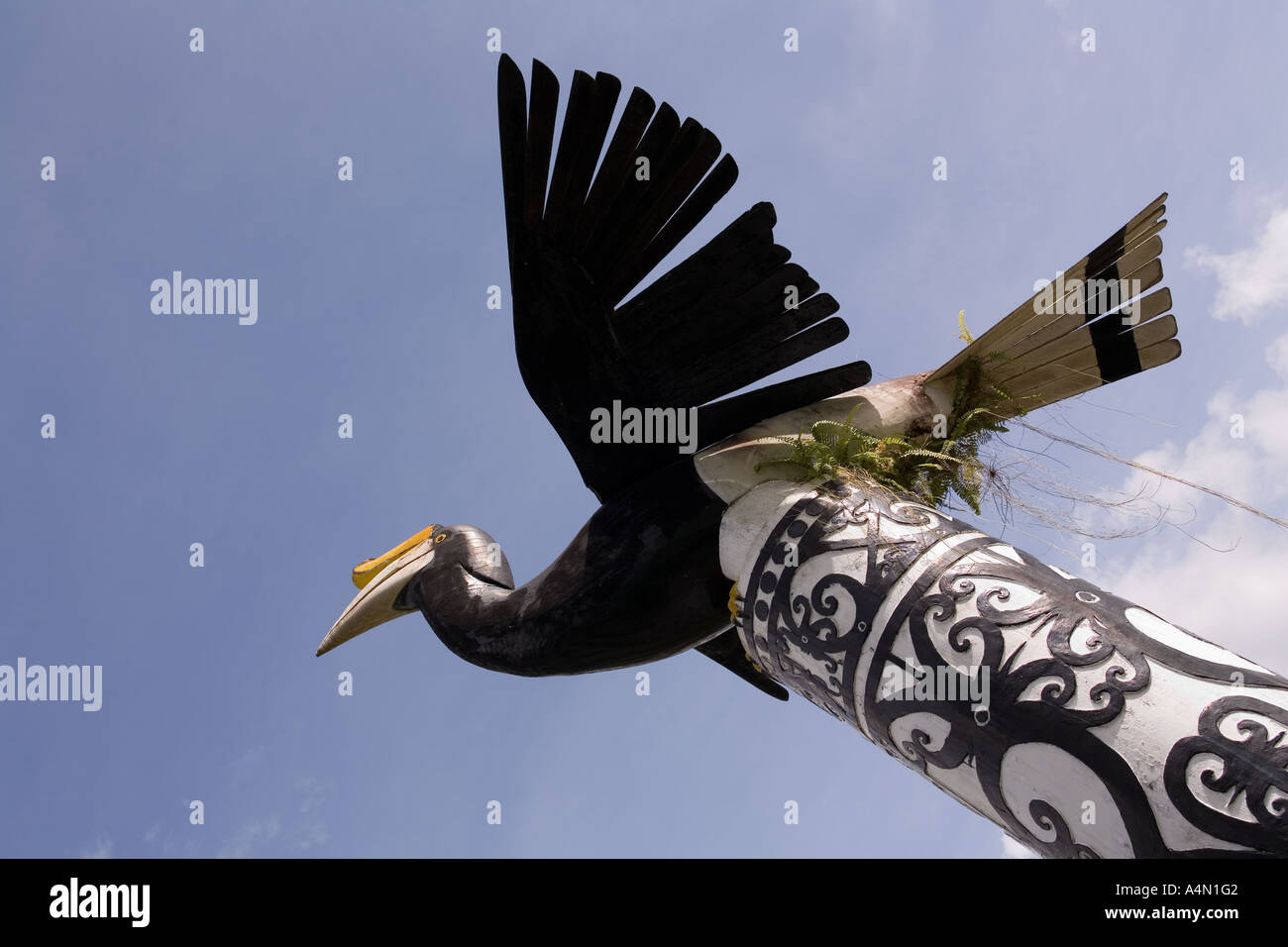 Malaysia Borneo Sarawak Belaga Hornbill Denkmal Stadtsymbol Stockfoto