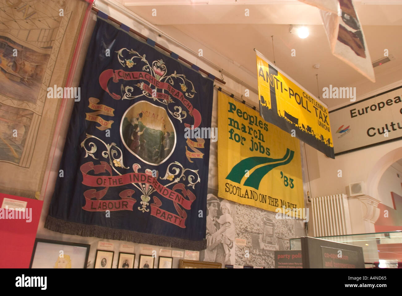 Labour Party Banner in Völker Palace Museum Glasgow Schottland, Vereinigtes Königreich Stockfoto