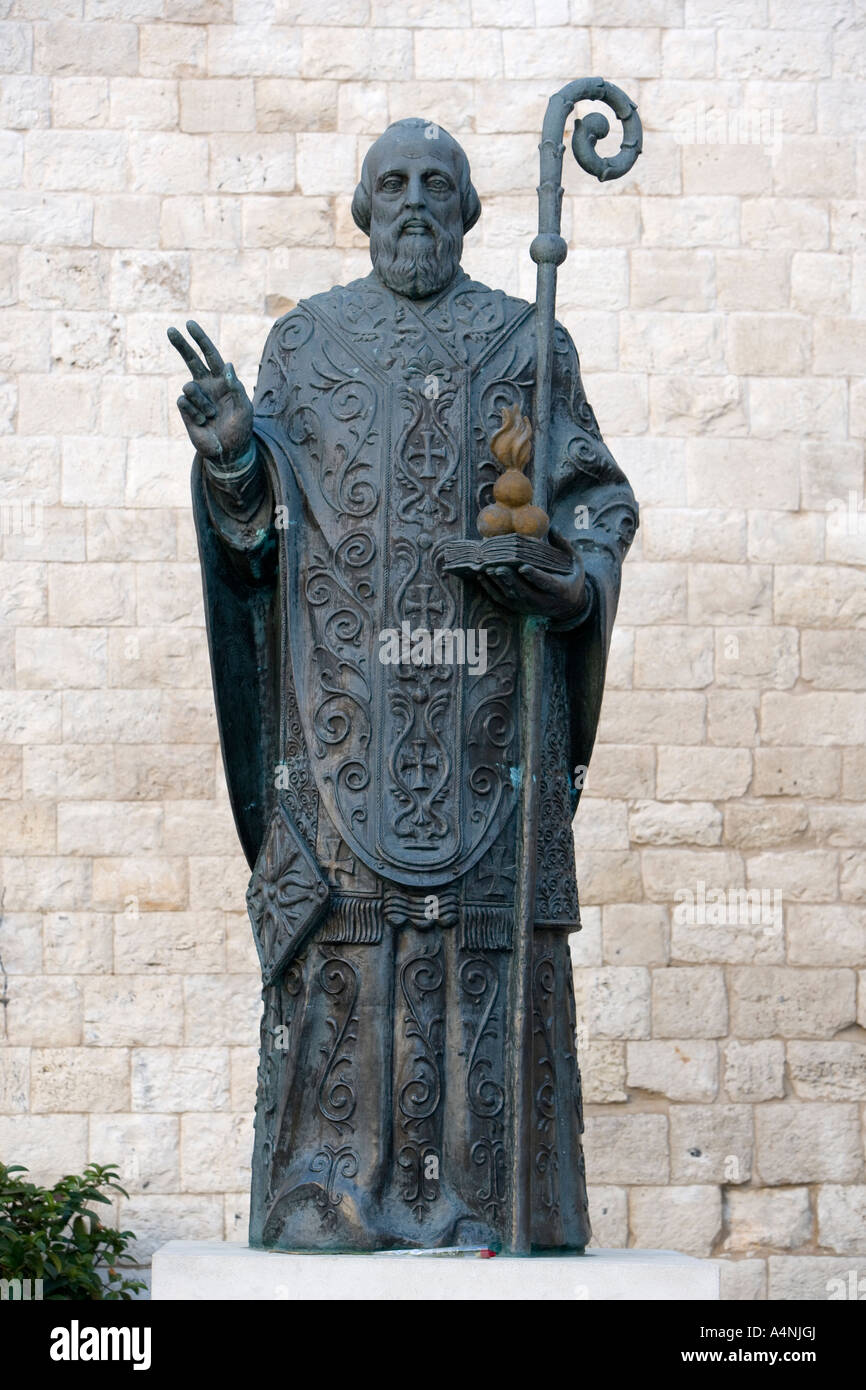 Statue des Heiligen Nikolaus Bari Apulien Italien Stockfoto