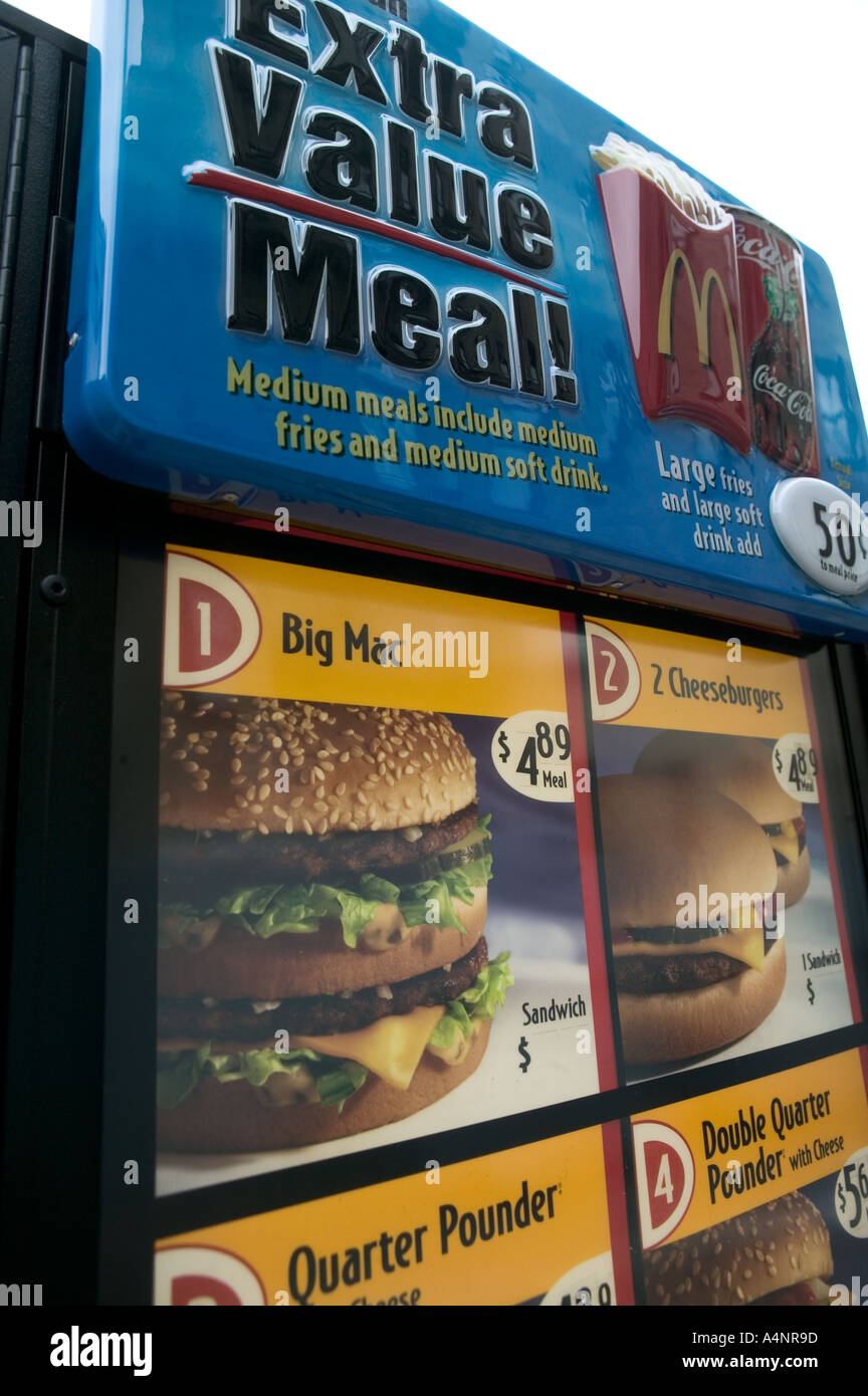 Menu display of a drive in and walk up McDonald s fast food restaurant USA April 2005 Stockfoto