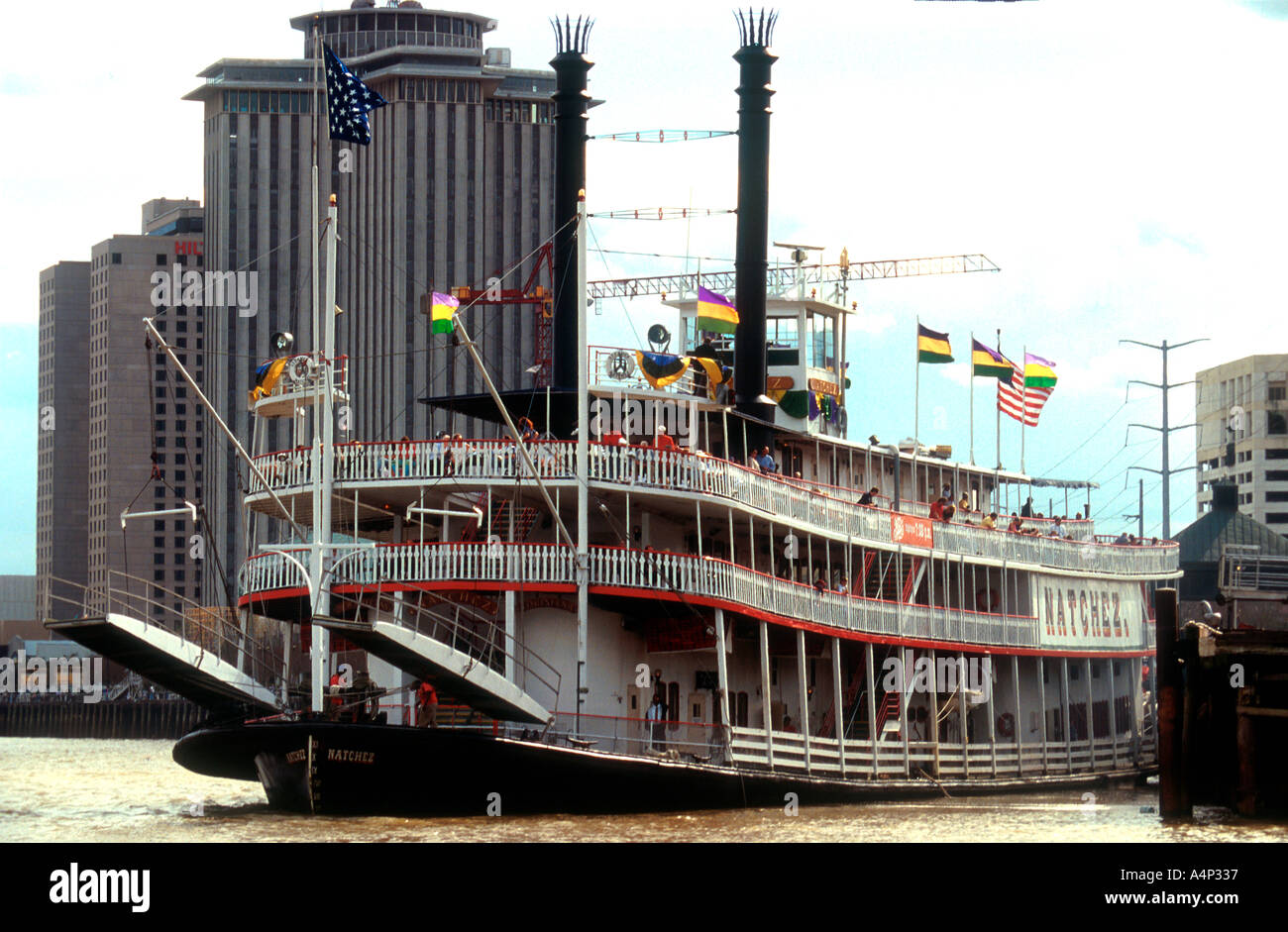 Natchez renovierte alte Zeit Mississippi Riverboat Dampfer dock New Orleans Louisiana Stockfoto