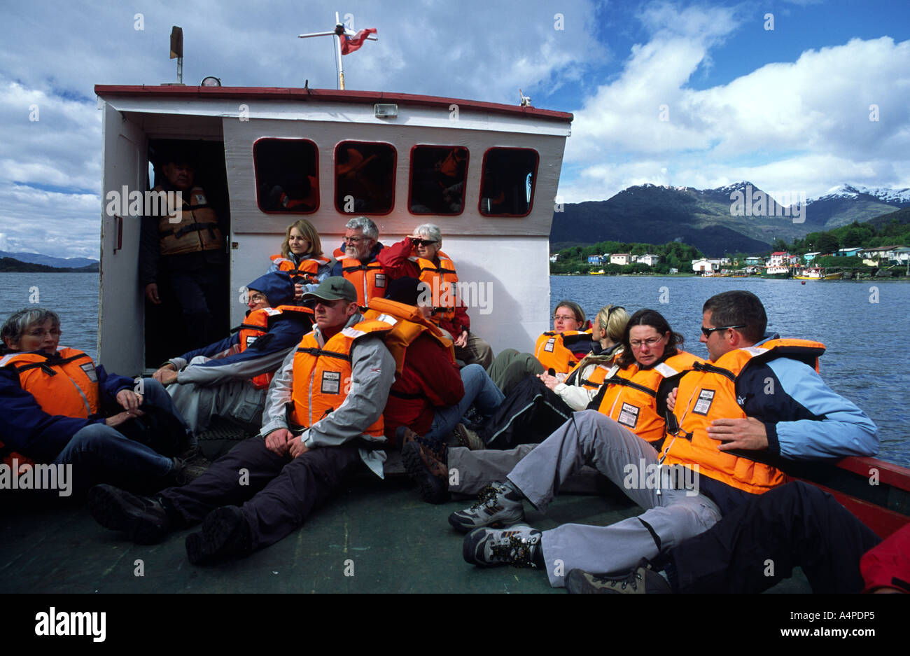 Rückkehr von einer Reise nach Puerto Eden Chile Patagonien Südamerika MS Navimag-Passagiere Stockfoto