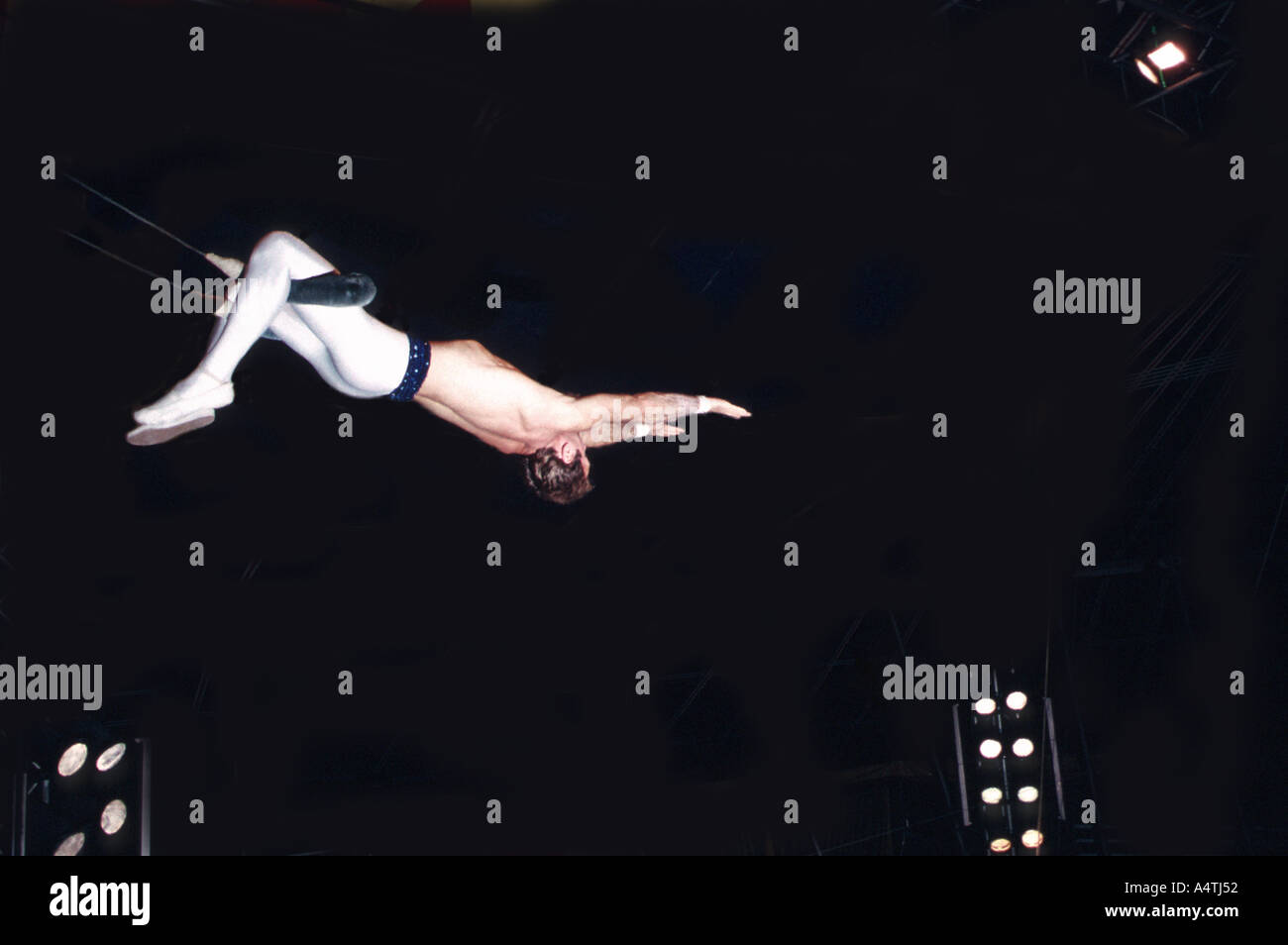 Trapezkünstler im Zirkus Stockfoto