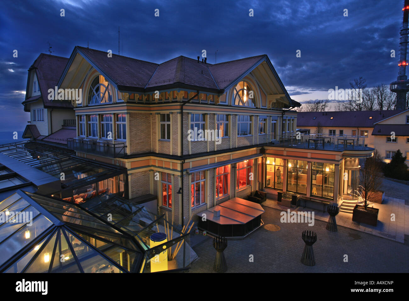 Hotel uto kulm -Fotos und -Bildmaterial in hoher Auflösung – Alamy