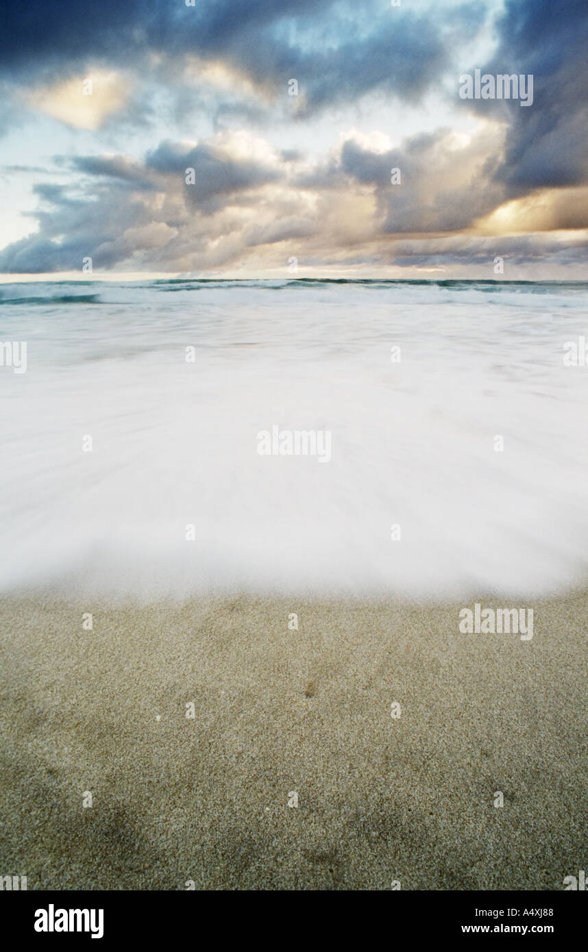 Am frühen Morgen Strandszene Stockfoto