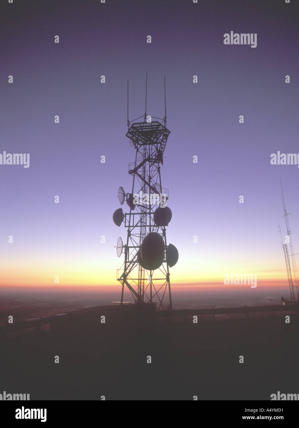 Telekommunikation, Radio und Mikrowelle Relais und Getriebe Turm Steptoe Butte östlichen Washington State USA Stockfoto