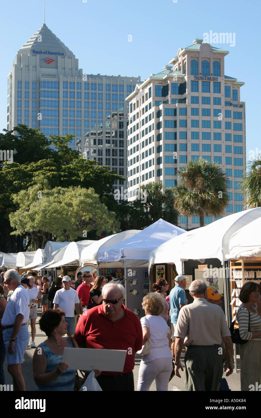 Ft. Fort Lauderdale Florida, Las Olas Art Festival, Festivals, Feier, Messe, Besucher, Aussteller, Skyline der Stadt, Stadtbild, Innenstadt, Stadtzentrum, buil Stockfoto