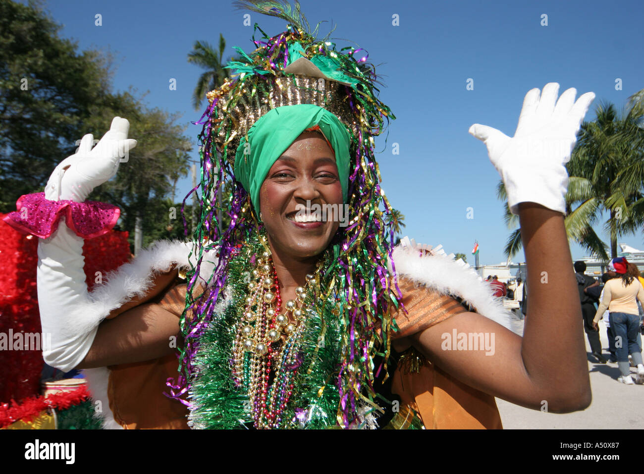 Miami Florida, Bayfront Park, Greater Miami Mardi Gras, Festival, Festivals, Messe, feiern, Tradition, Party, Gala, Brauch, Veranstaltung, haitianische Frau, weiblich, Tänzerin, c Stockfoto