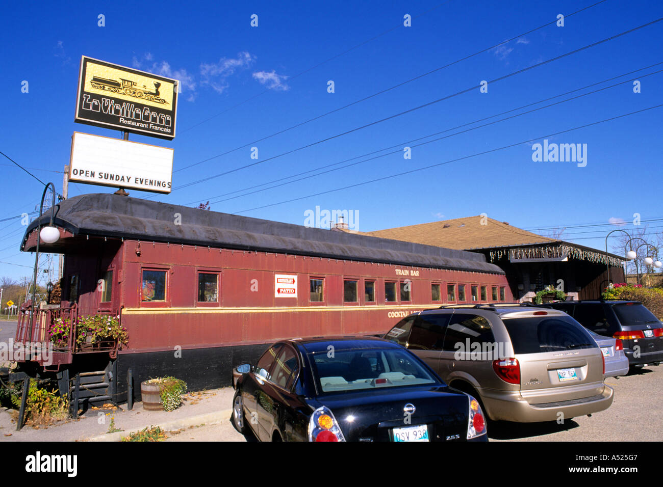 Moderne Innenstadt Eisenbahn geben Sie stilvoll Französisch Restaurant La Vielle Gare von Winnipeg Manitoba Kanada Stockfoto