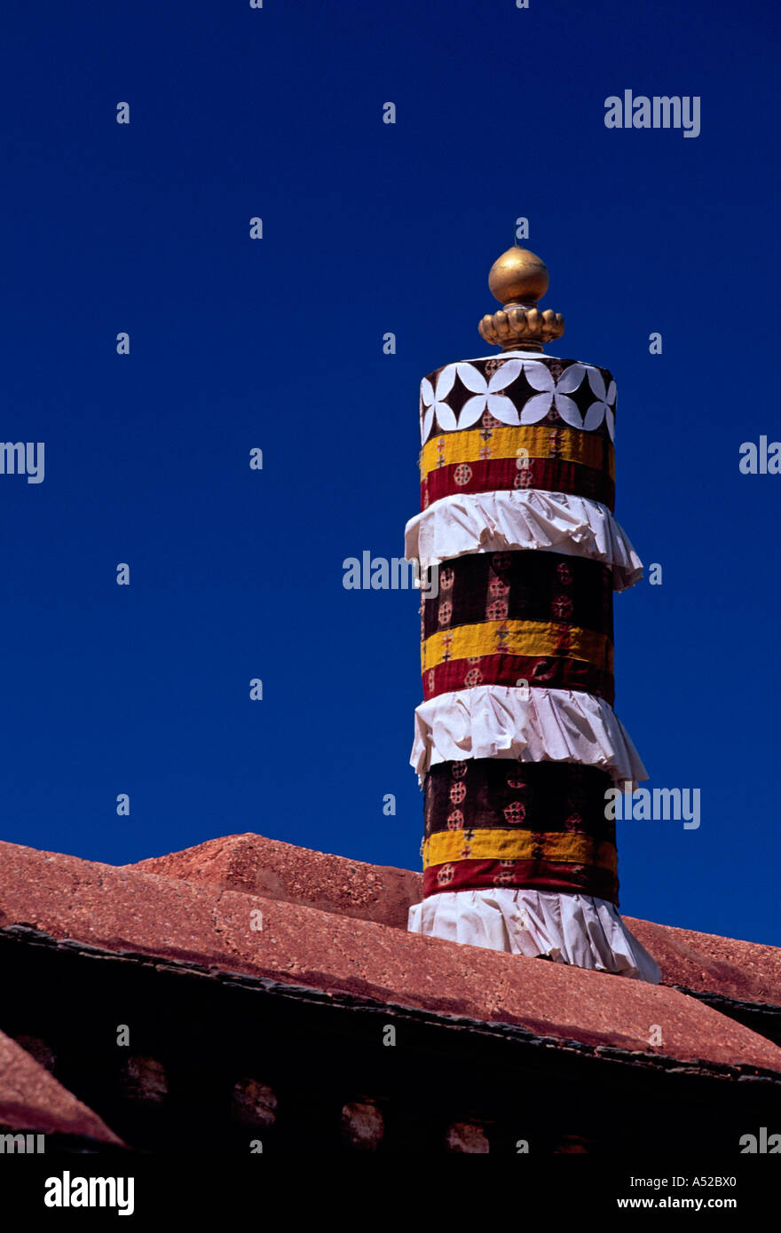 Dach-Ornament, Jokhang-Tempel, Barkhor Square, Stadt Lhasa, Lhasa, Tibet, China, Asien Stockfoto