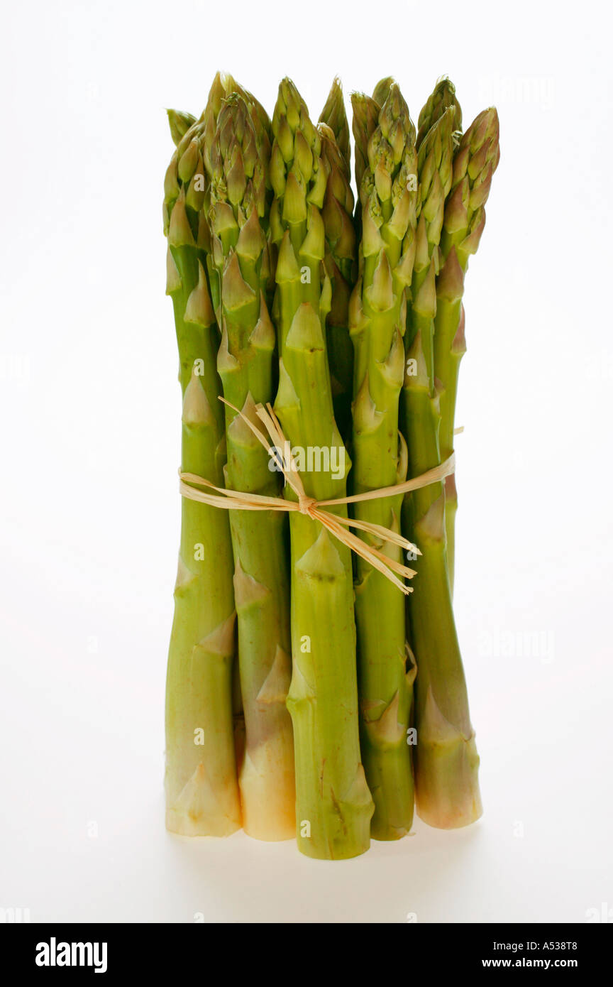 Bündel von grünem Spargel Stockfoto