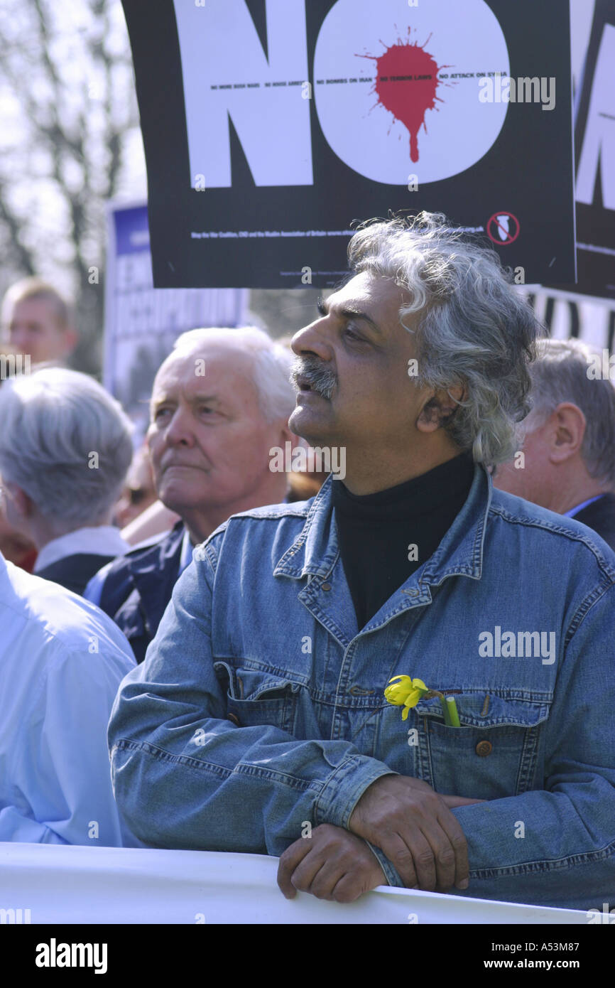 Tony Benn Tariq Ali Politiker Anti-Krieg London März 2005 Irak Bush-Blair UK Politik politische Kampagne Amerika usa Stockfoto