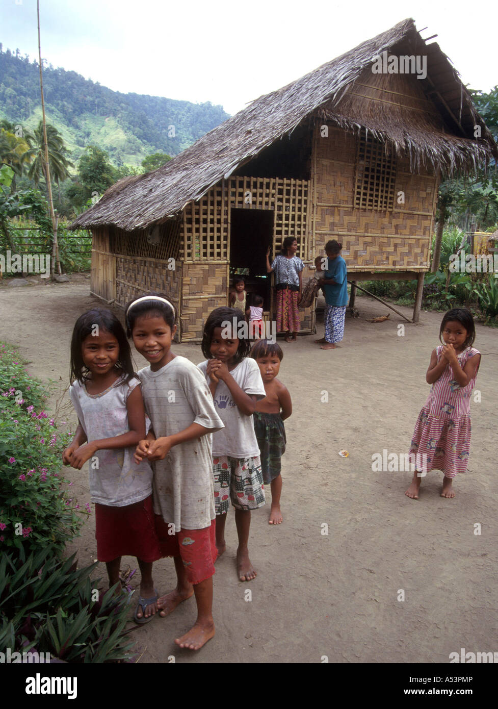 Painet ha1715 3476 Philippinen Kinder Kind Tenoto Dorf Maitum Mindanao Land entwickeln Nation weniger wirtschaftlich Stockfoto