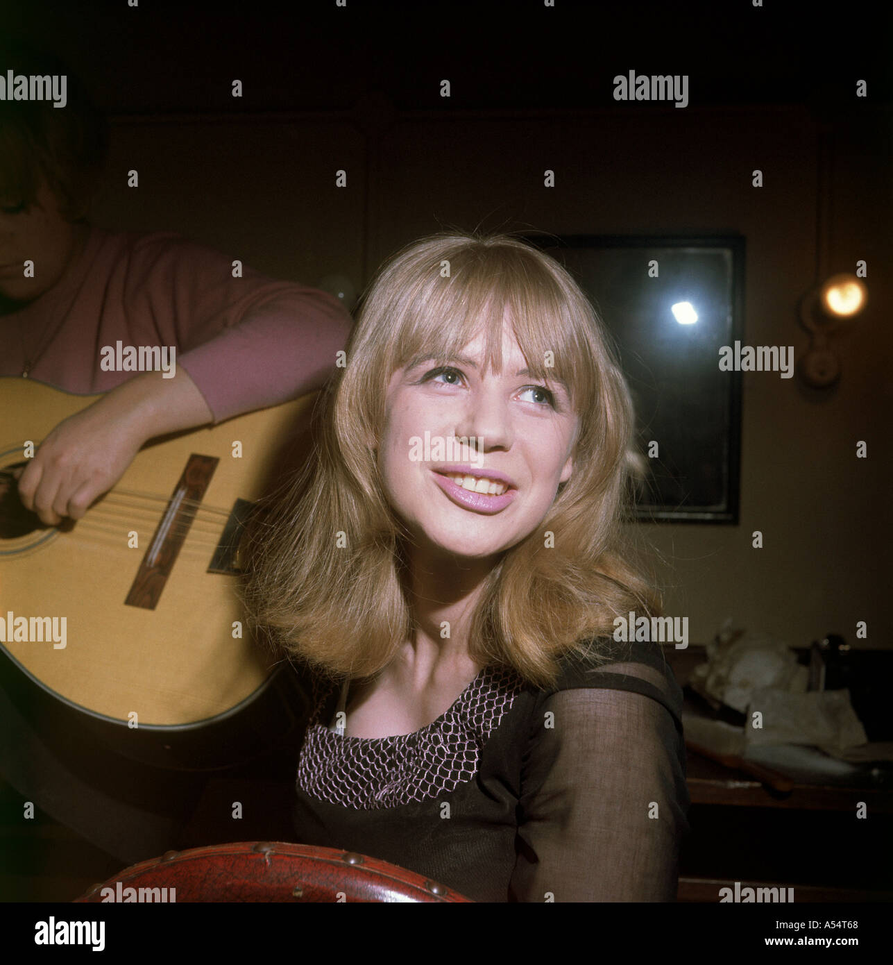 MARIANNE FAITHFULL britische pop-Sängerin in 1965. Foto Tony Gale Stockfoto