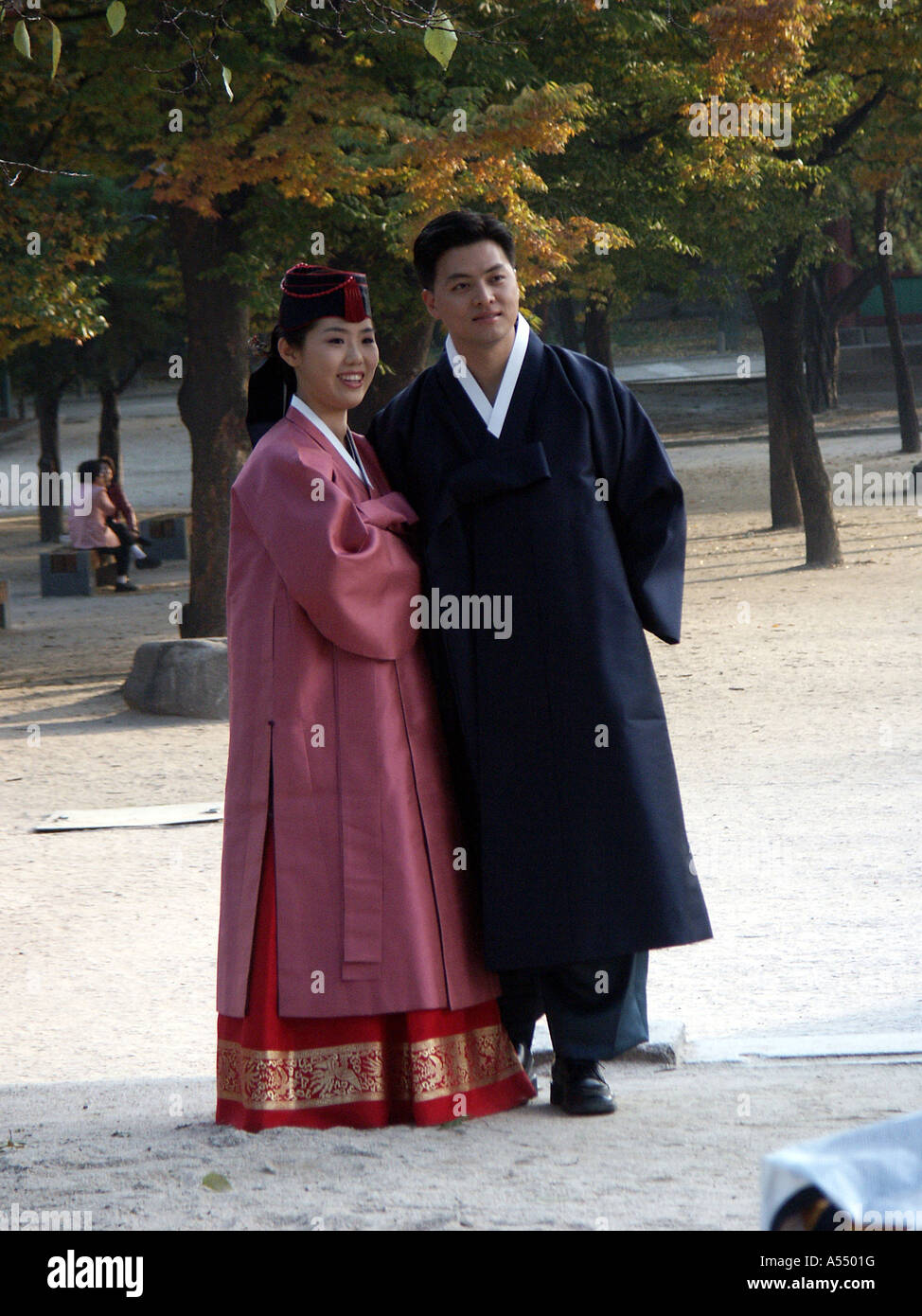 Painet ip2238 Korea Braut Bräutigam Tracht für formale graphie Königspalast Seoul 2003 Land sich entwickelnde Nation weniger Stockfoto