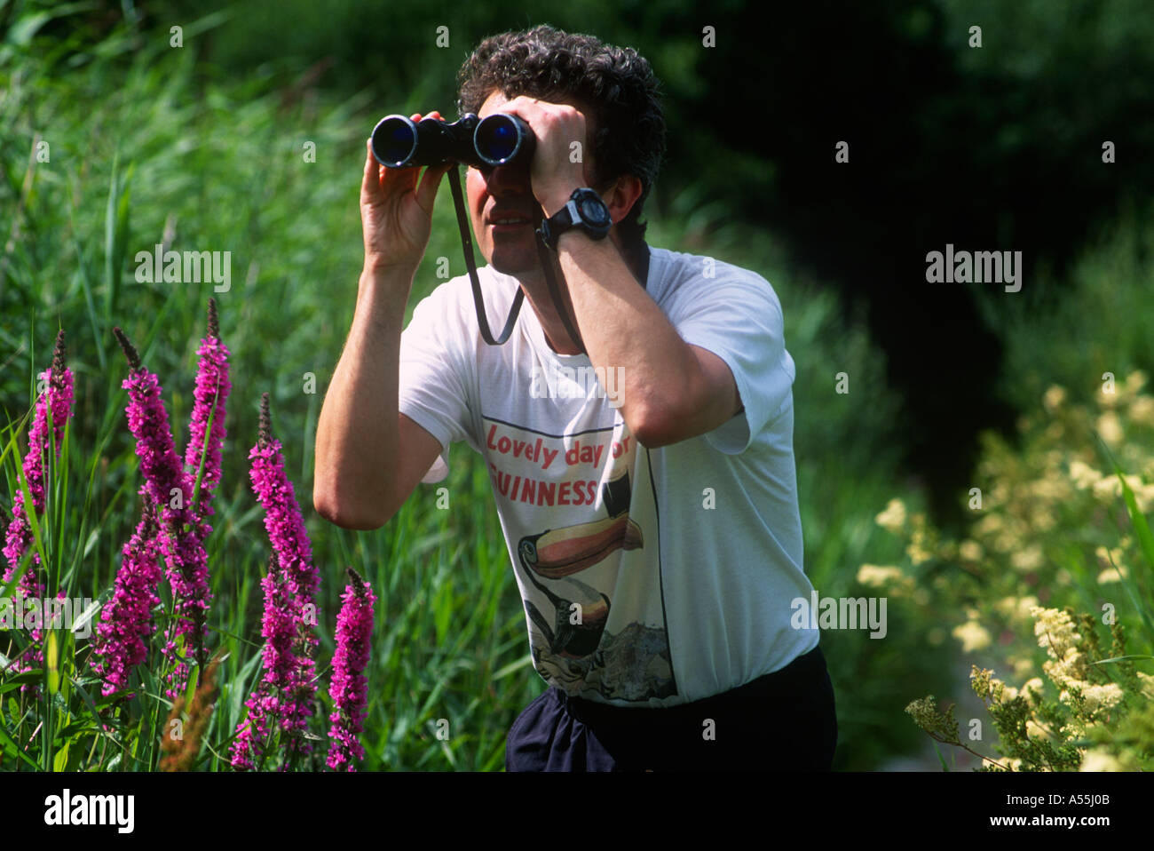 Vogelbeobachter Lifestyle Menschen Aktivitäten Wales Stockfoto