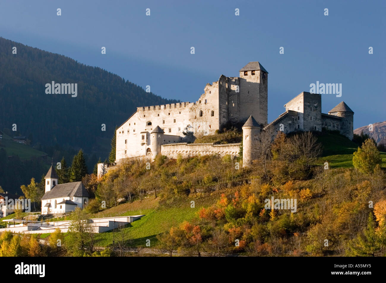 Heinfels Schloss in Pustertals Tirol Österreich Stockfoto