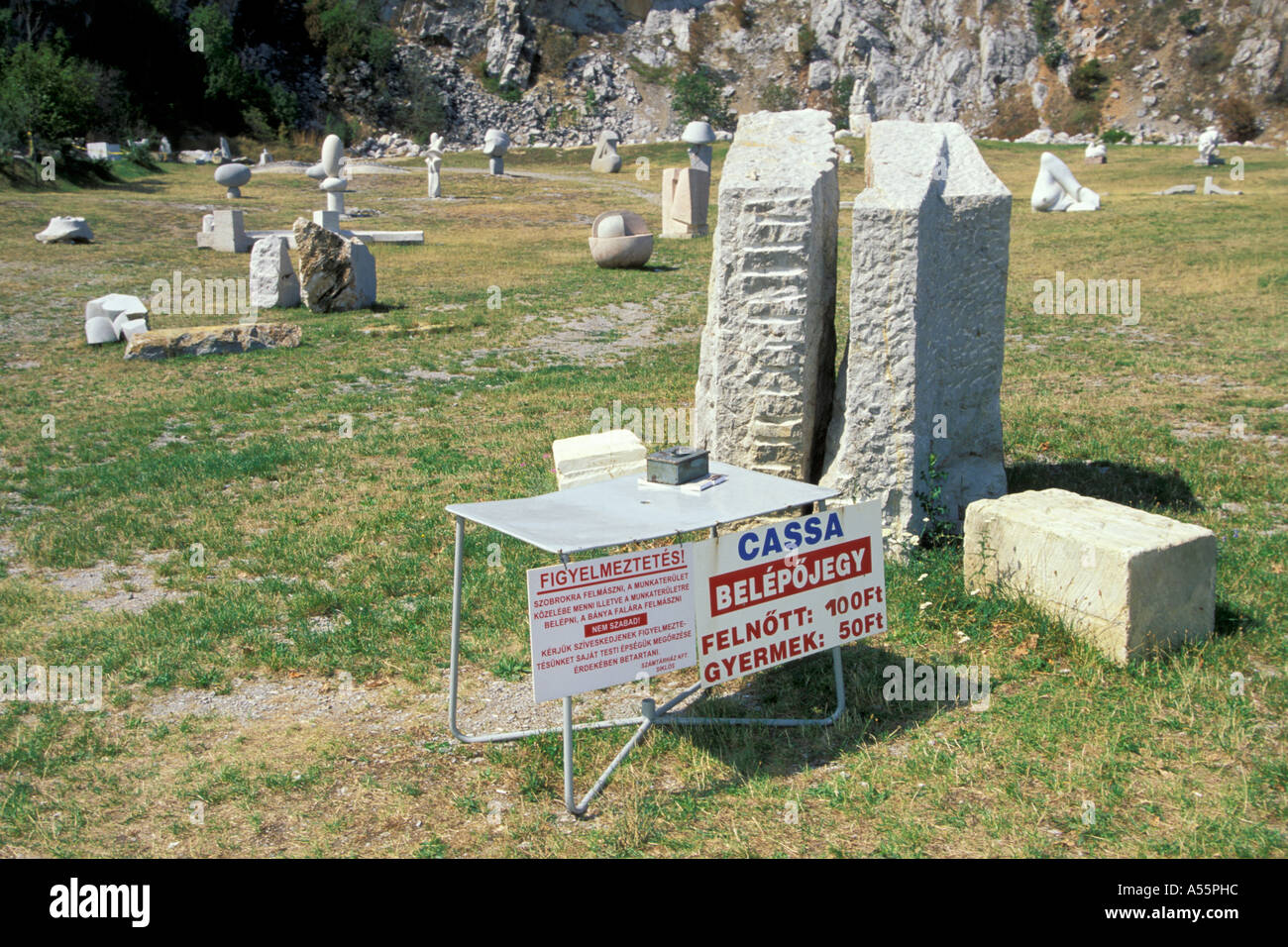 Am Eingang des Skulpturenparks in Villany Ungarn bis Stockfoto