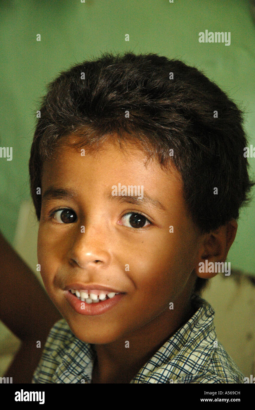 Painet iy8064 Brasilien junge Kind Tinbo Quilombo Pernambuco Quilombos ersten sesshaften Nachkommen afrikanische Sklaven entkamen 300 Jahre Stockfoto