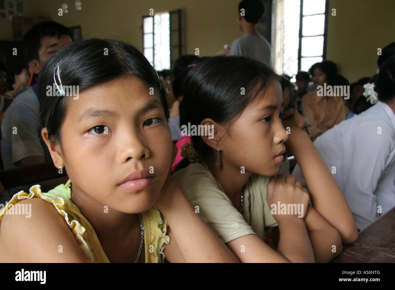 Painet iy8816 Mädchen Kind Kind Vietnam Mädchen Kinder Kinder Phuxuyen Foto 2005 Land entwickeln Nation wirtschaftlich weniger Stockfoto