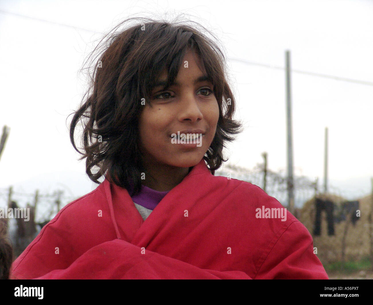 Painet ja0733 Mädchen Kind Kind Bulgarien Romas Karlova Foto 2004 Kinder Kinder Zigeuner Zigeuner Land Europas entwickeln nation Stockfoto
