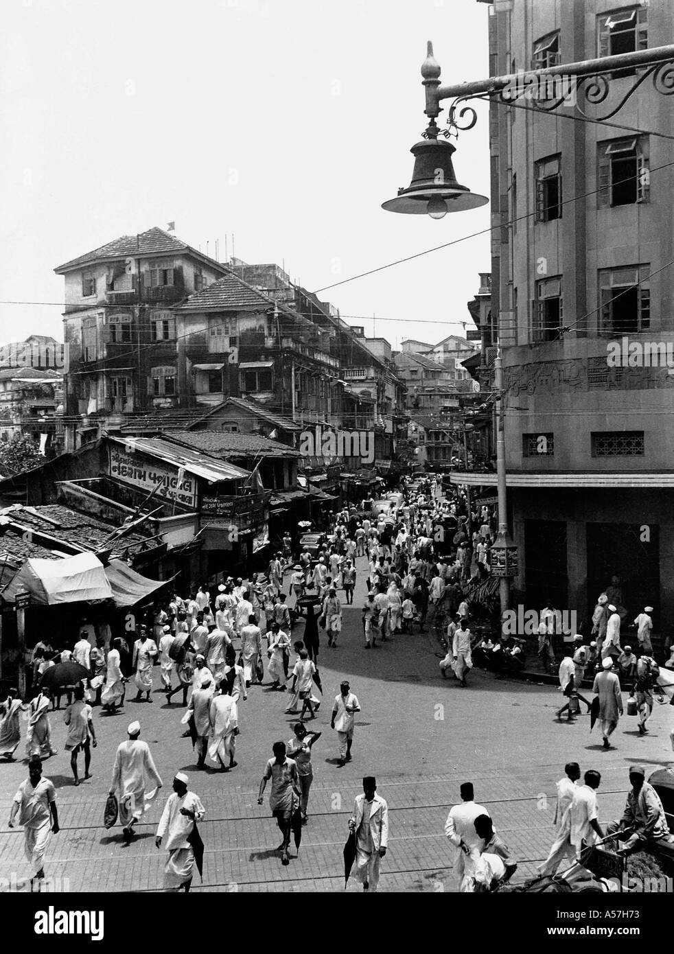 Alte vintage 1900s Kalbadevi Road bombay Mumbai Maharashtra Indien 1947 Stockfoto