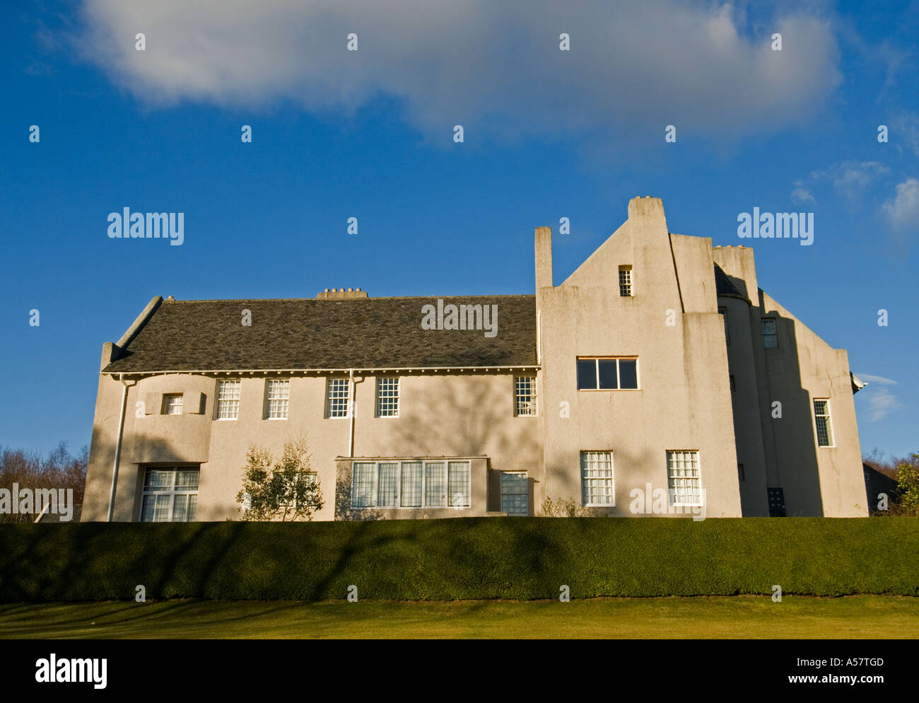 Hill House in Helensburgh UK entworfen von Charles Rennie Mackintosh im Jugendstil Stockfoto