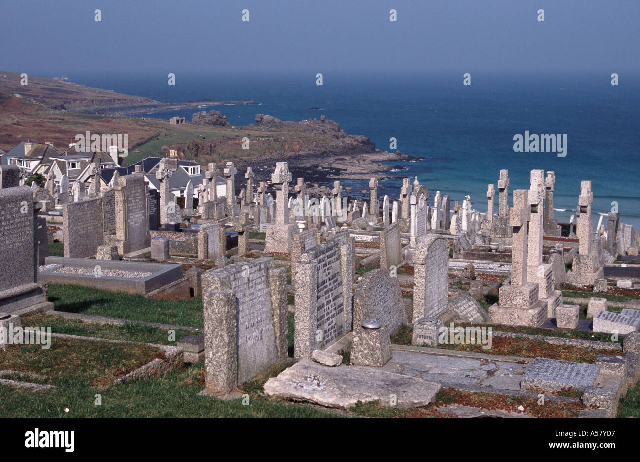 Grabsteine in Barnoon Friedhof St. Ives, Cornwall, UK Stockfoto