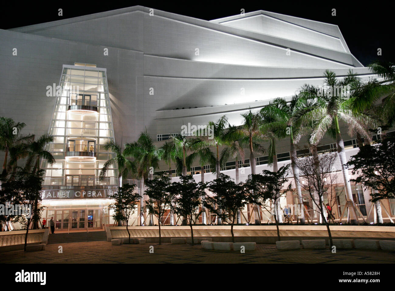 Miami Florida, Performing Arts Center, Zentrum, Opernhaus, Häuser, Eingang, Vorderseite, Nachtabend, FL070201022 Stockfoto