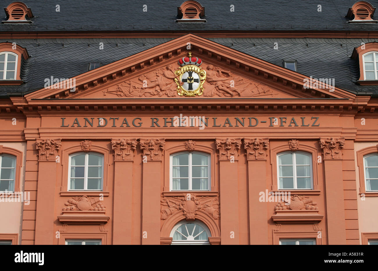 Das Gebäude des Landtages, der gesetzgebenden Versammlung des Rhinleland Rheinland-Pfalz. Mainz, Rheinland-Pfalz, Deutschland Stockfoto