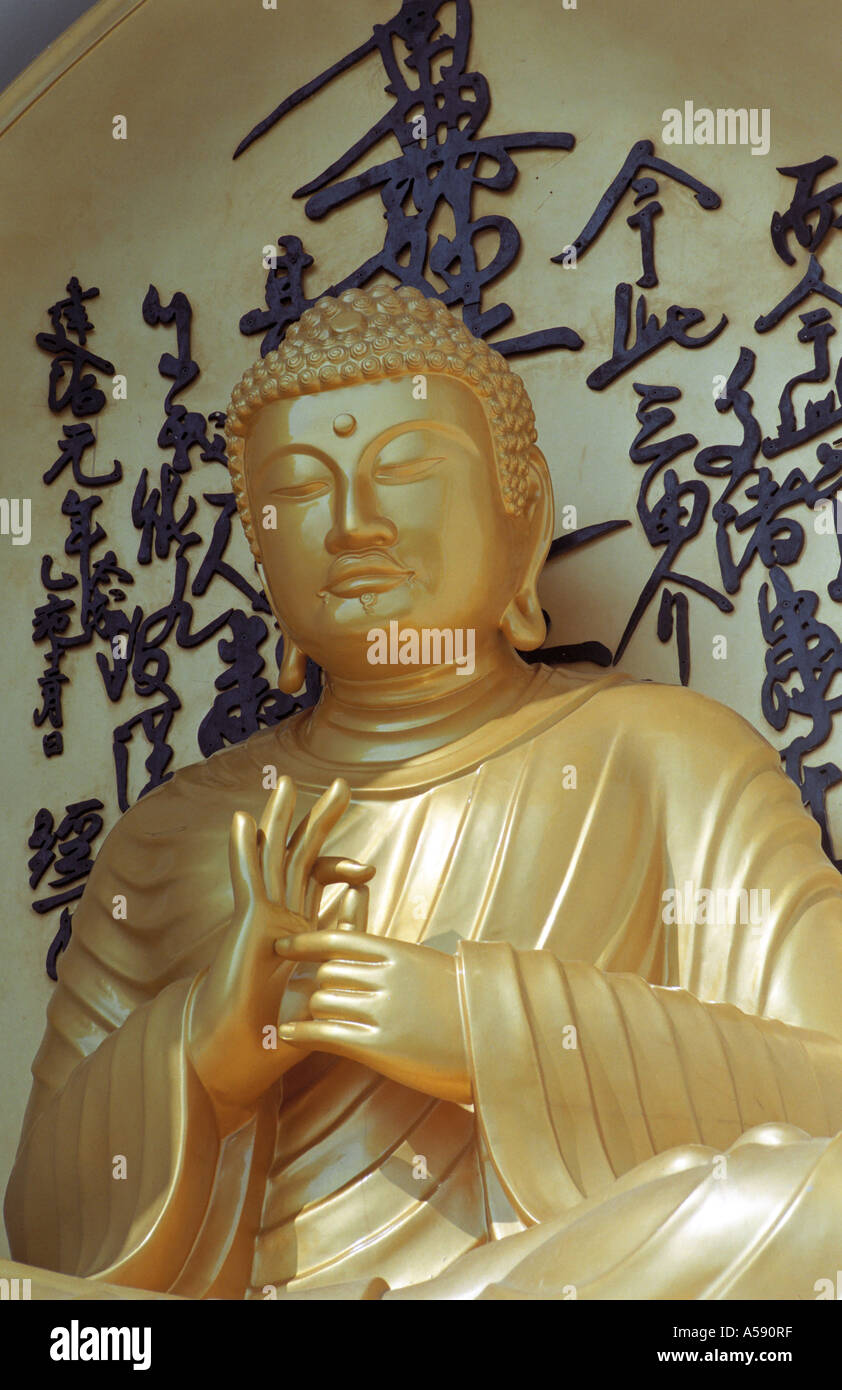 Statue des Buddha in World Peace Pagoda Pokhara Stadt Nepal Stockfoto