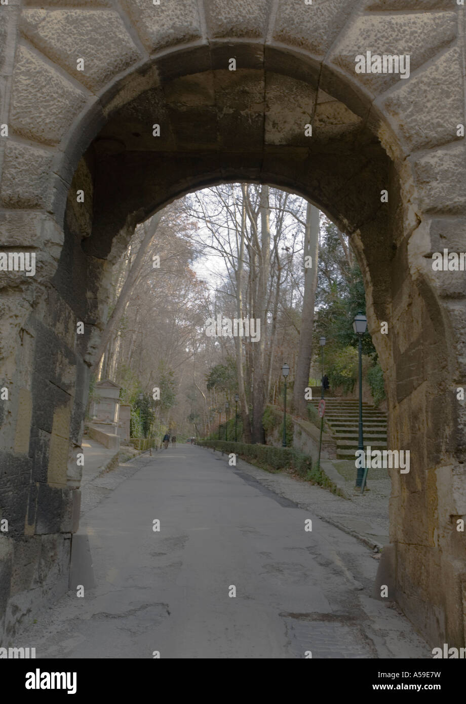 Puerta de las granadas Fotos und Bildmaterial in hoher Auflösung Alamy