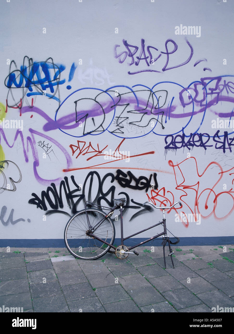 Niederlande, Amsterdam, Fahrrad, Graffiti Stockfoto