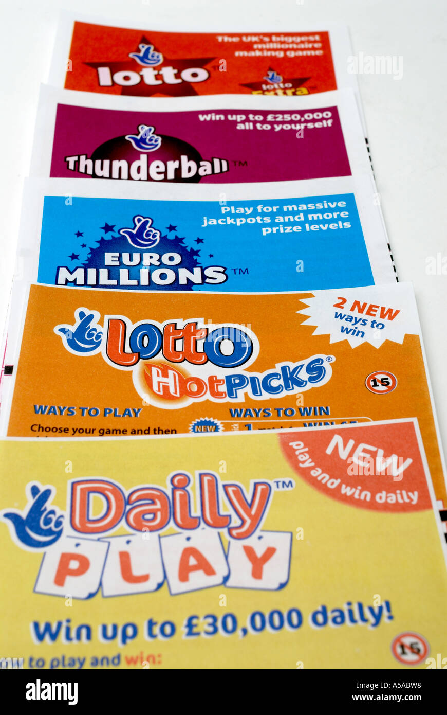 National, Lotto, spielen, Rutschen, Spiel, Karten, Tickets, National, Lotterie, Spiel, spielen, bilden, ticket, gewinnen, Spiel, national, Lotter Stockfoto