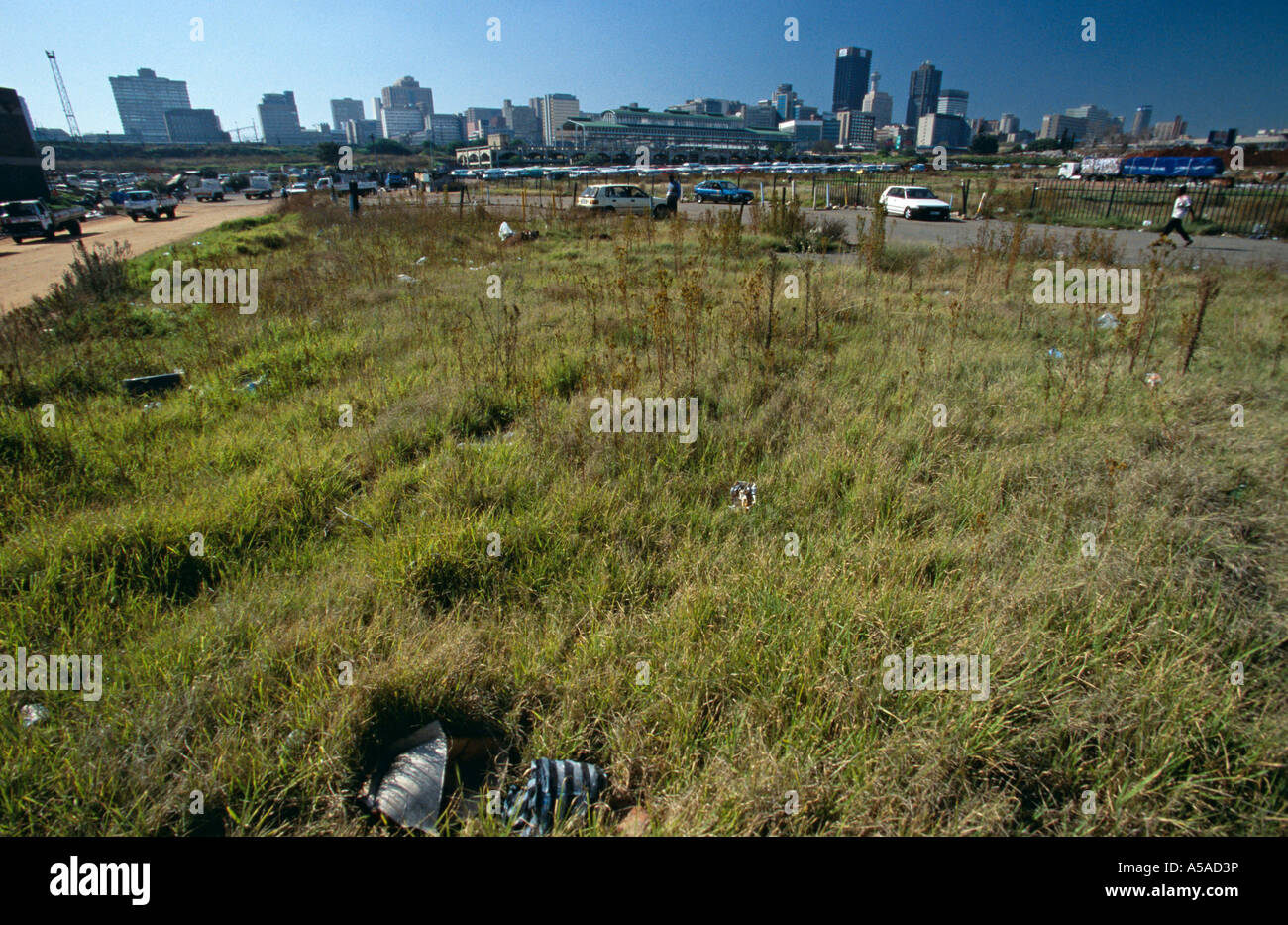 Ein Stück von unbebauten Grundstücken in Johannesburg in Südafrika Stockfoto