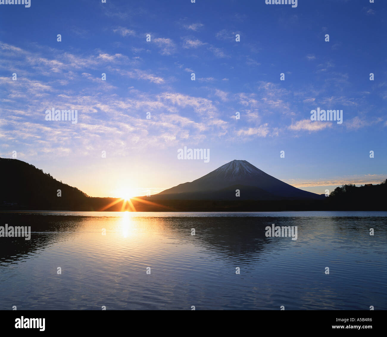 Sonnenaufgang am Mt. Fuji Stockfoto