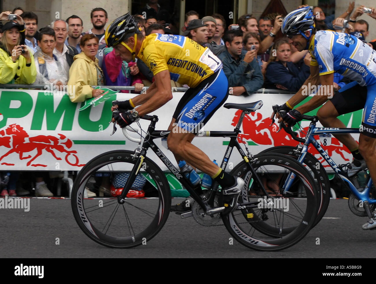 Lance Armstrong sehr kurz, bevor er seine Karriere und gewann die Tour de France 2005 in Paris zum siebten Mal fertig Stockfoto