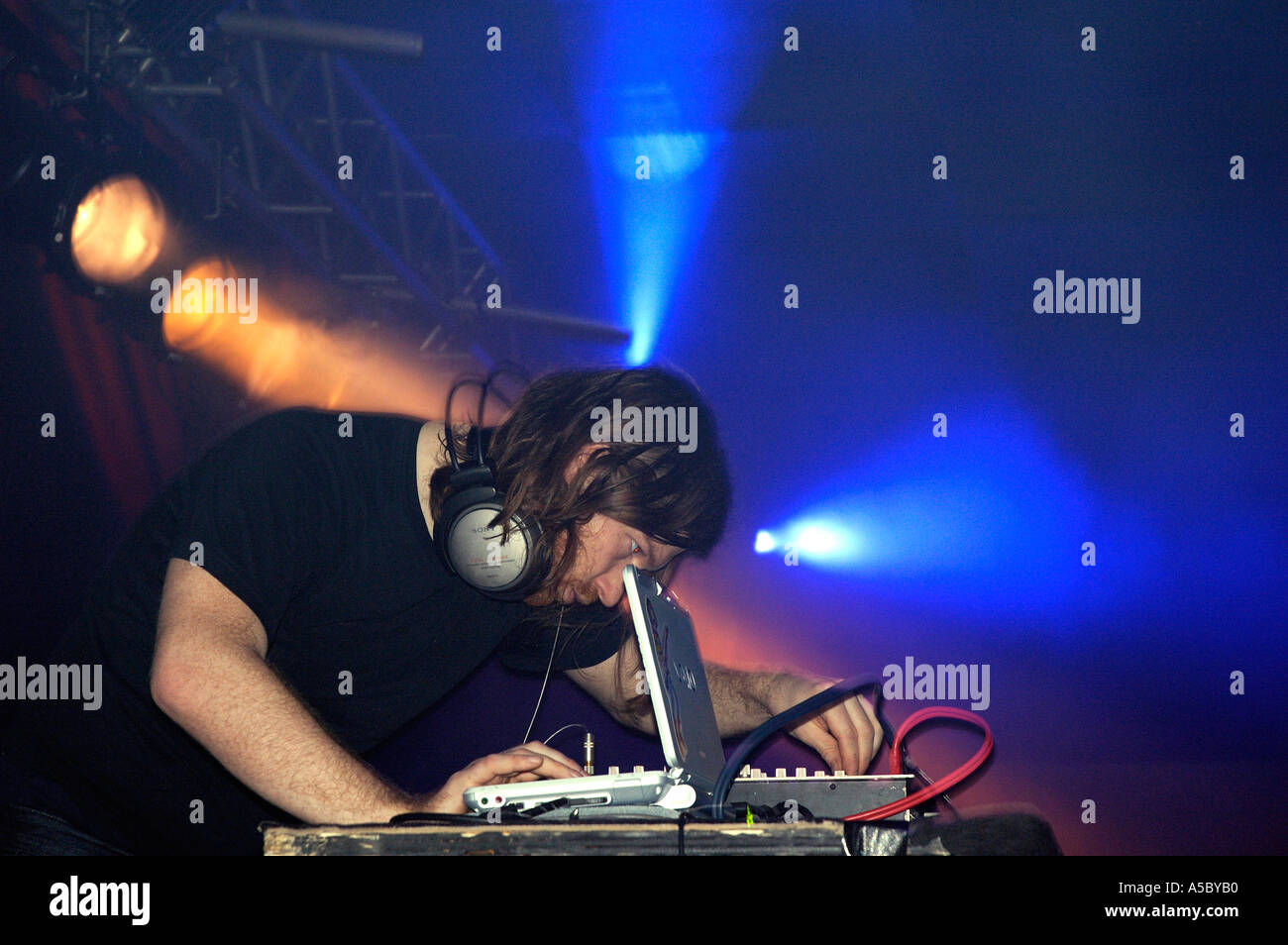 Aphex Twin, die live auf der Bühne Stockfoto