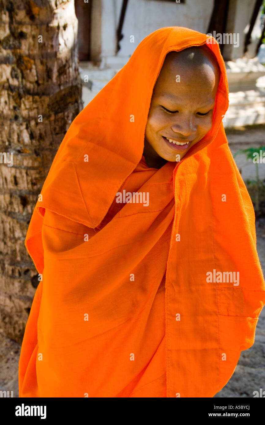 Neuling Mönch Wat Khili Luang Prabang Laos Stockfoto