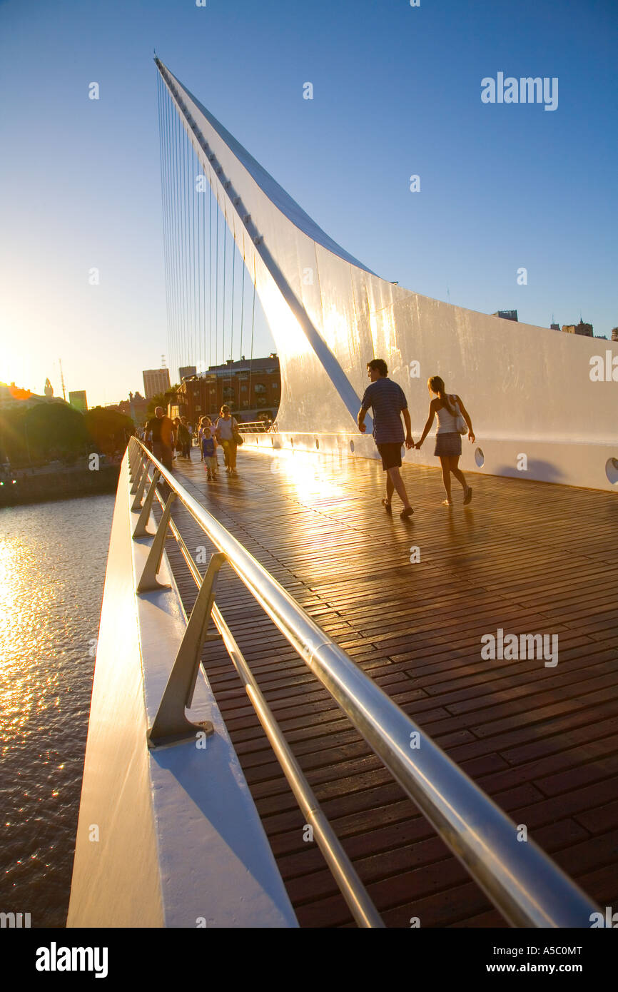 Brücke Puente De La Mujer Frauen Santiago Calatrava Dique 3 Puerto Madero Buenos Aires Argentinien in Südamerika Stockfoto