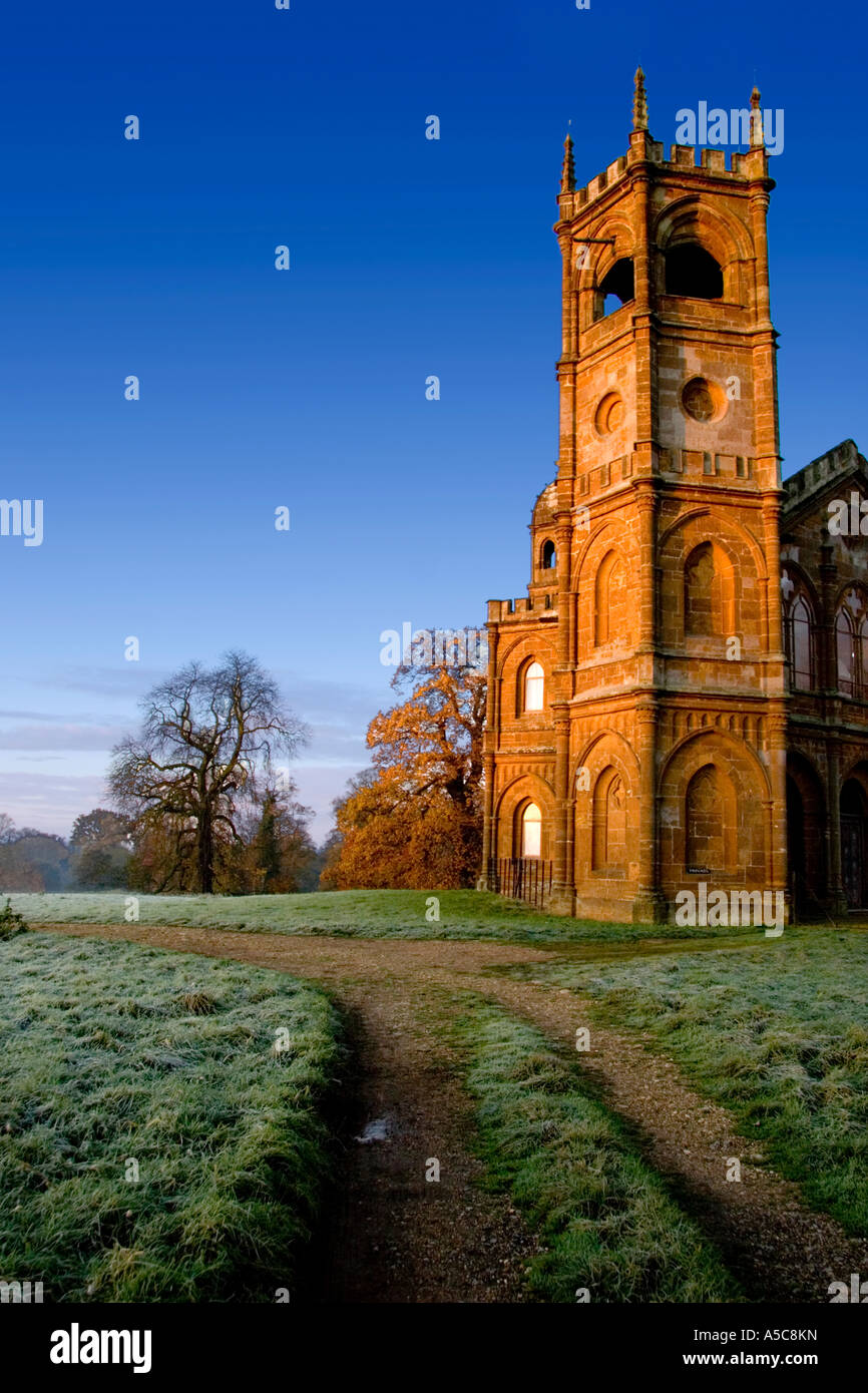 Die gotische Tempel Stowe Buckinghamshire England UK Stockfoto