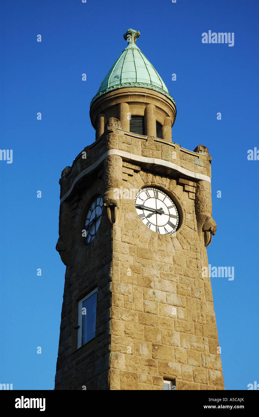 St. Pauli Landungsbruecken Turm Hamburg Deutschland Stockfoto