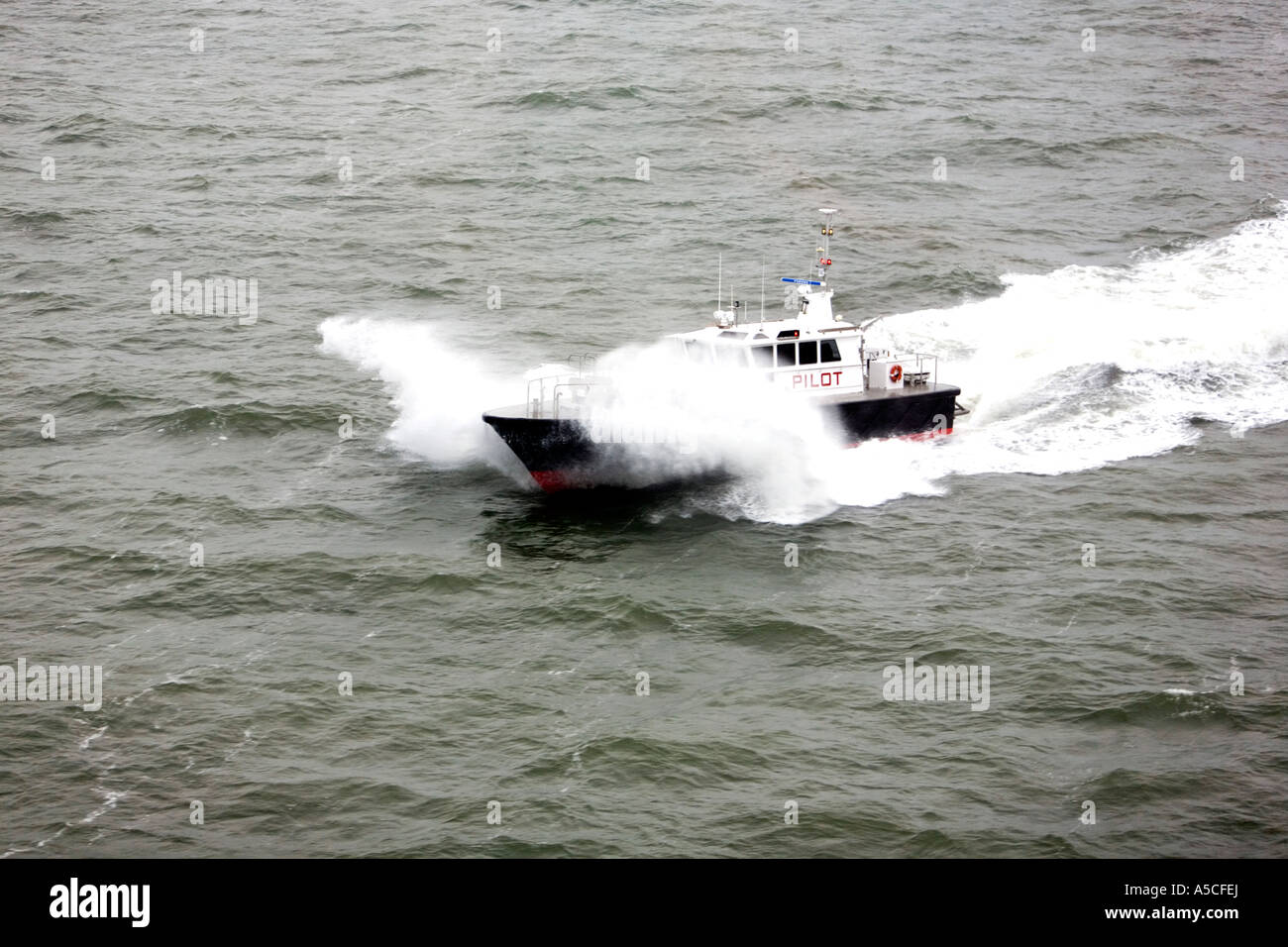 Pilot rühmen Führer Kreuzfahrtschiff heraus zum Meer von Galveston Bay. Blick vom Schiff. Don Despain Wiederaufleben Foto. Stockfoto