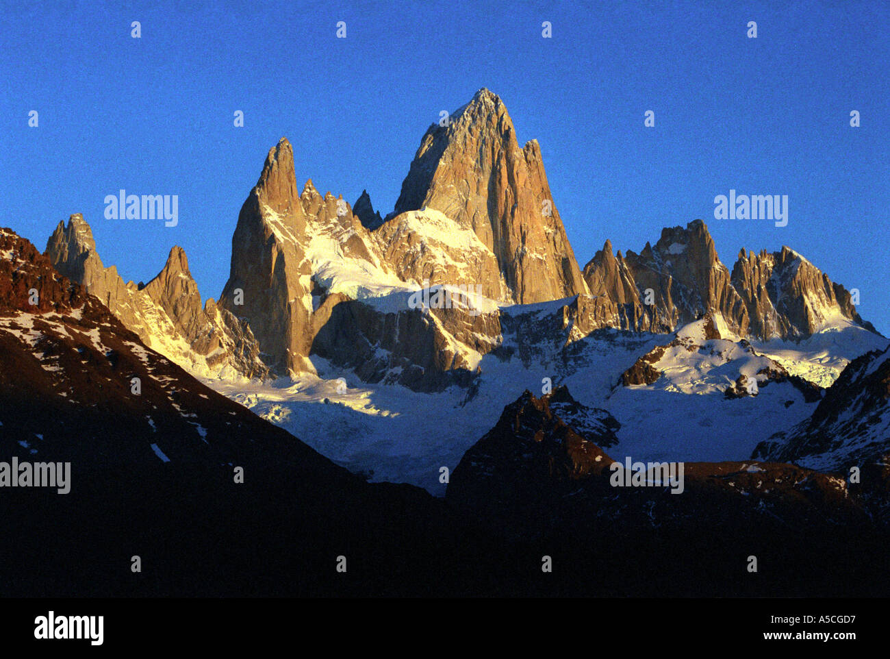 Morgenlicht auf Mount Fitzroy Patagonia Anden Südamerikas Stockfoto