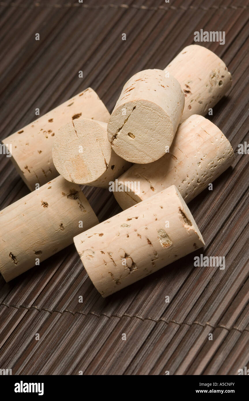Haufen Weinflasche Korken Nahaufnahme Stockfoto
