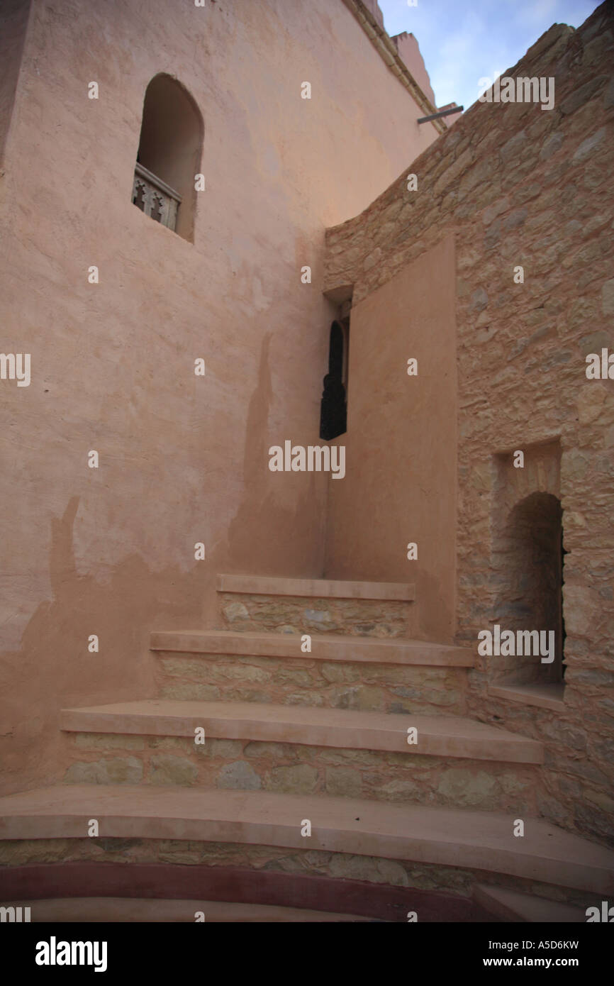 Treppe ins nichts in marokkanische Medina Stockfoto