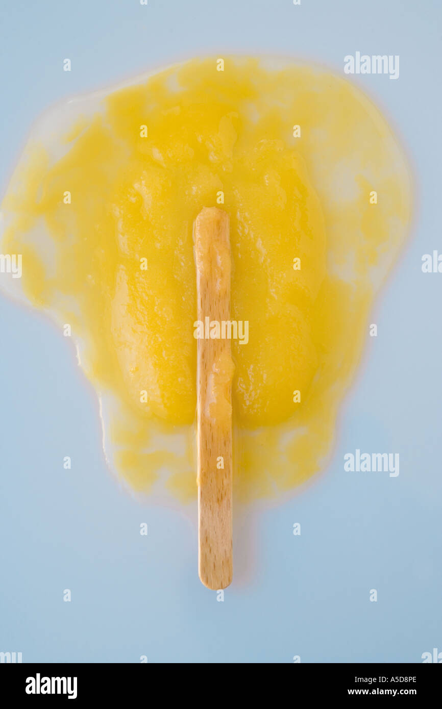 Kann Man Geschmolzenes Eis Wieder Einfrieren Eis am stiel schmilzt -Fotos und -Bildmaterial in hoher Auflösung – Alamy