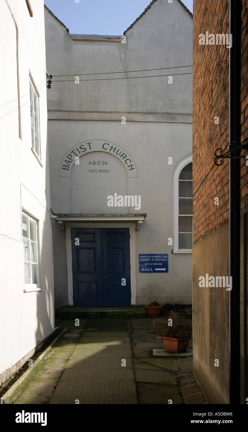 Die malerische Baptist Church, versteckt sich eine schmale Gasse an der alten Straße in Upton auf Severn, Worcestershire Stockfoto