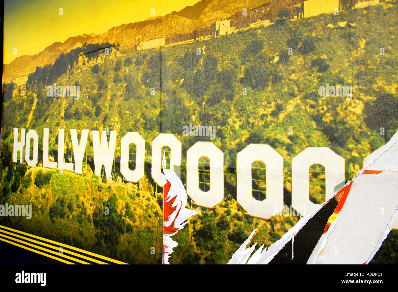 Hollywood Plakat Werbung amerikanischen Dreaam Kalifornien Redaktion negative zerstören Schaden Rip gerissen Riss kriminellen Kriminalfilm Stockfoto