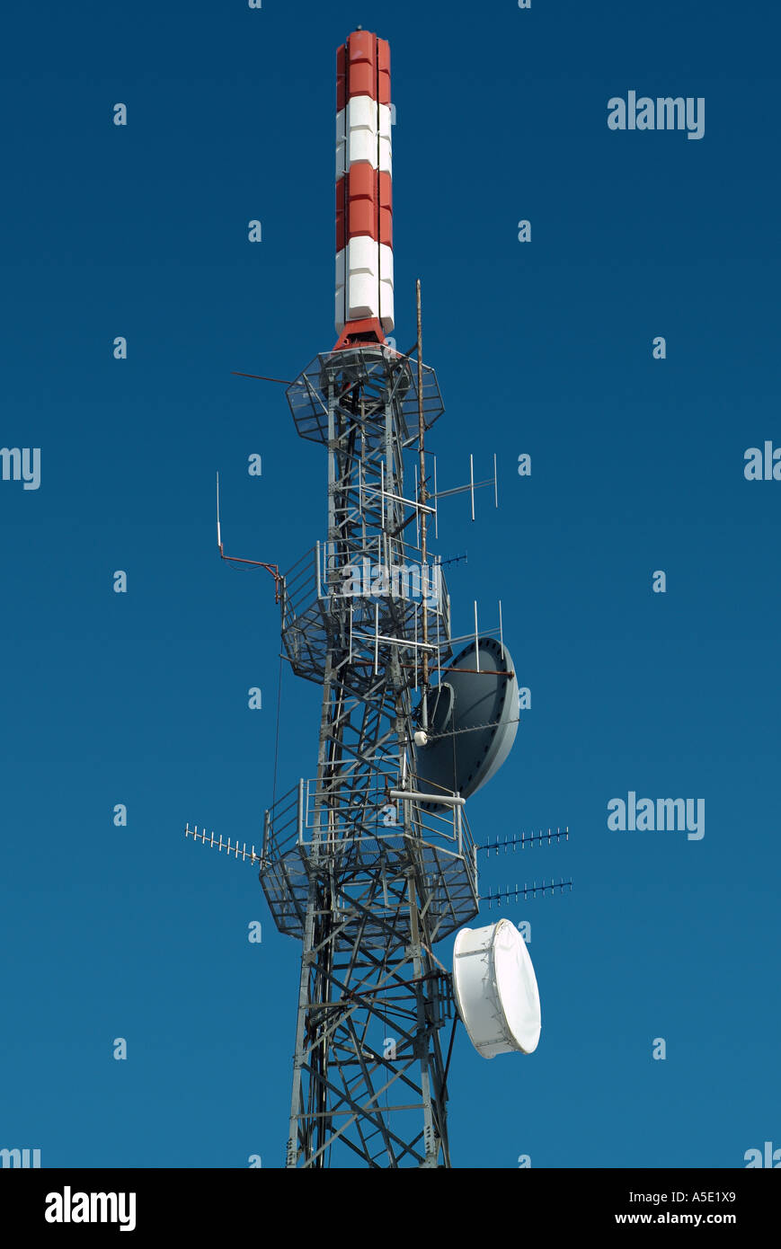 Radio- und TV-Sendemast Stockfoto